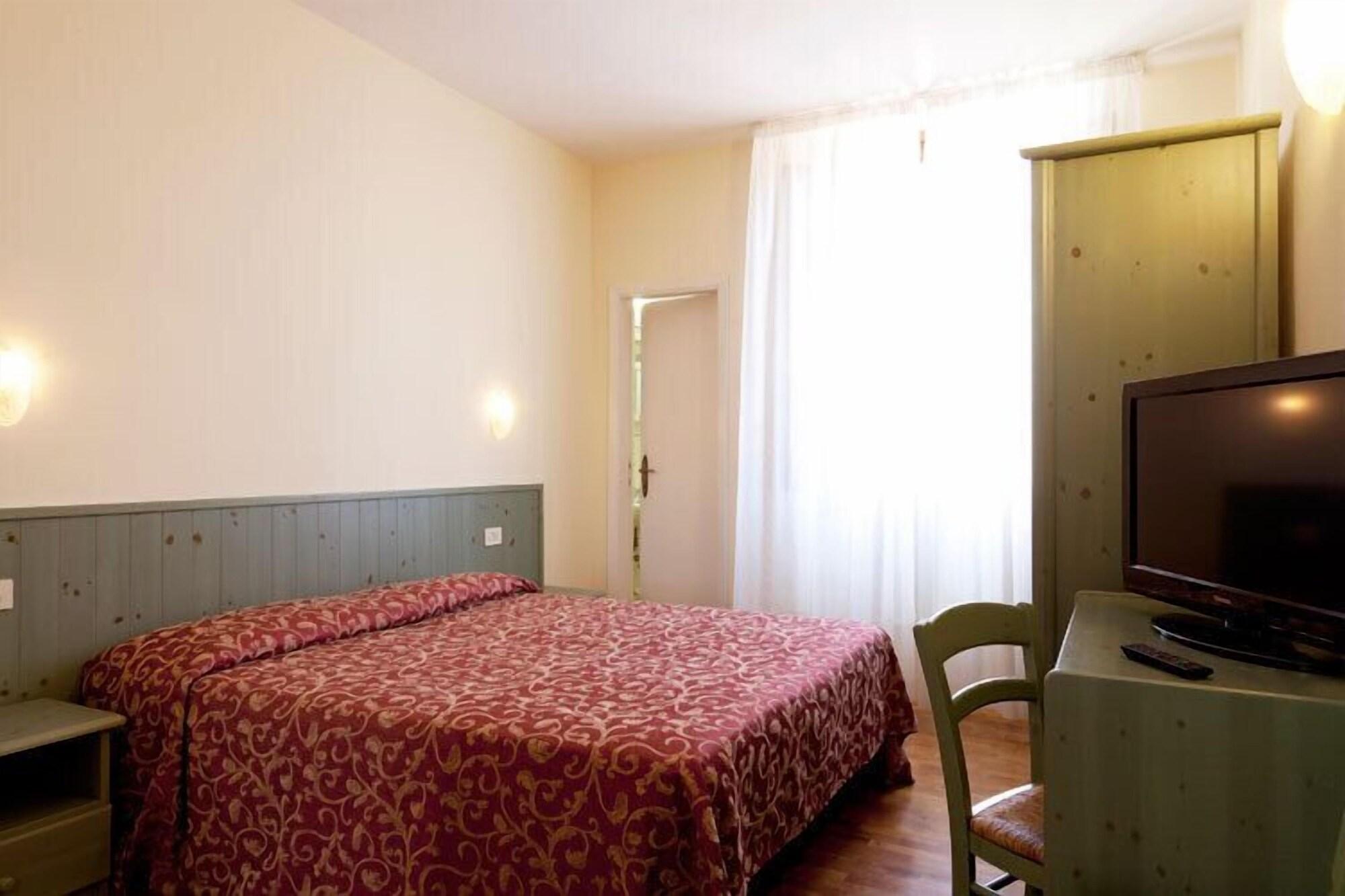 Hotel Savoia E Campana Montecatini Terme Bagian luar foto